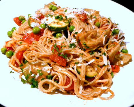 Healthy dinners can include pasta dishes loaded with tomatoes, garlic and fresh vegetables.