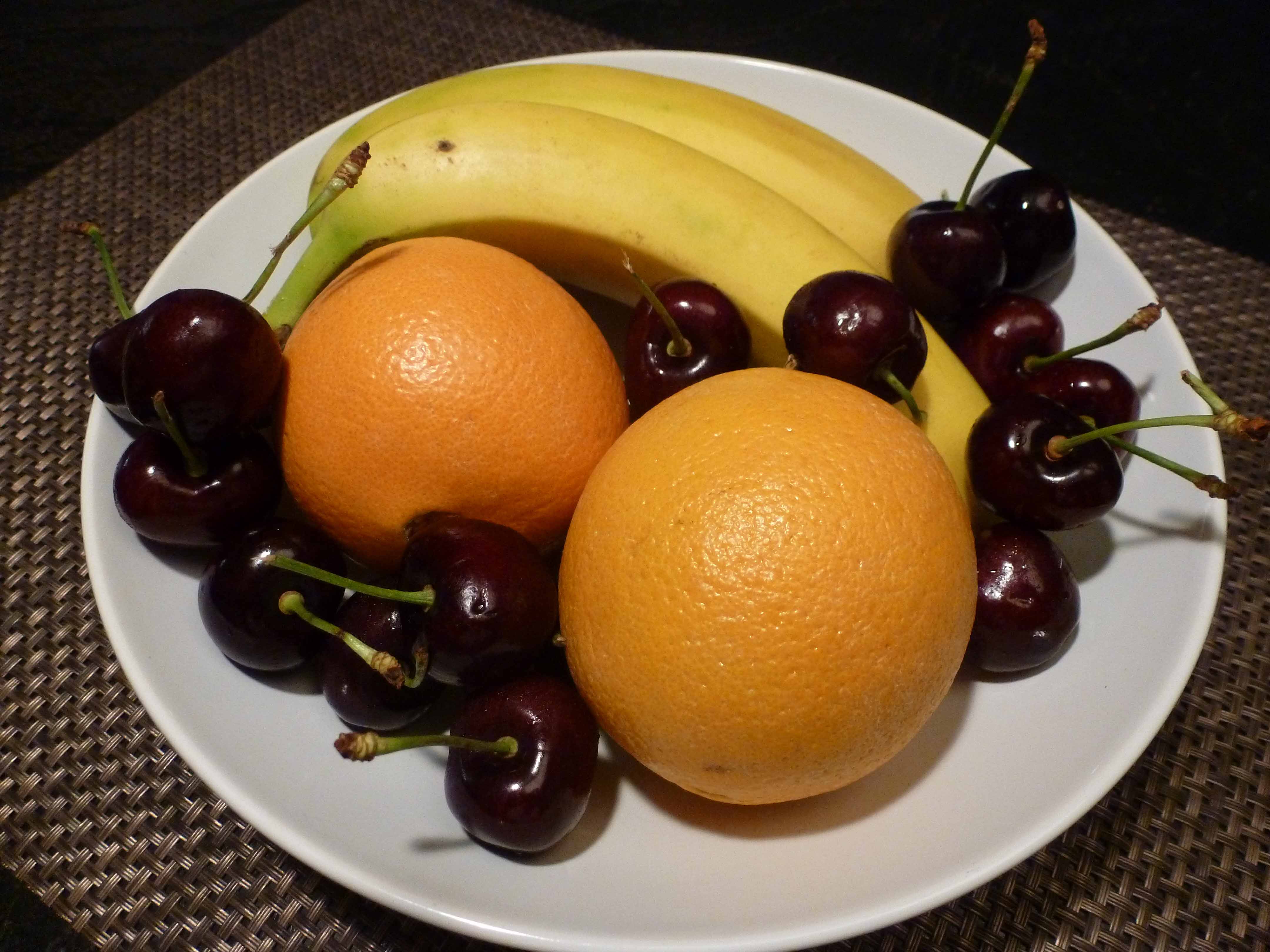 The unrefined good sugars are found in fruit.