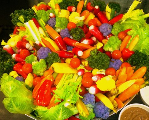 The Hallelujah Diet includes lots of fresh veggies.