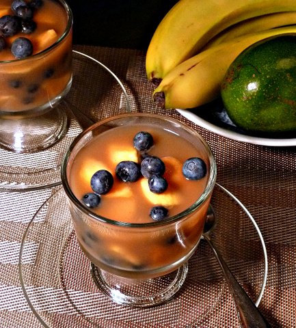 Peaches and blueberries make a sweet and light dessert, the perfect finish to a healthy meal.